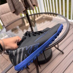 Nike Black and Blue Athletic Shoes with Translucent Outsole